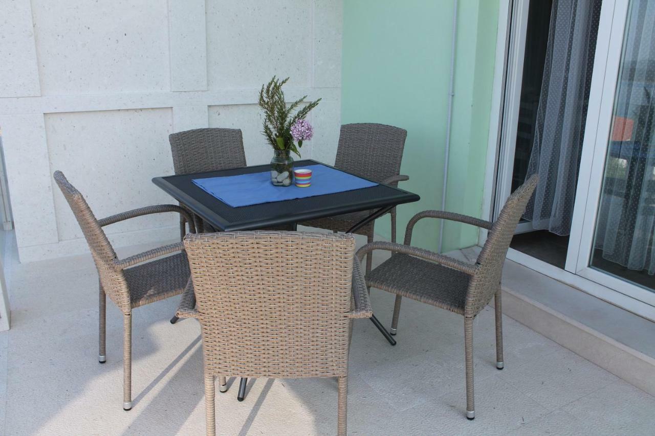 Apartamento Lapis Savar
